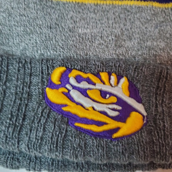 NCAA LSU Tigers Louisiana State Winter‎ Hat Beanie Cap Pom Grey - Picture 2 of 5